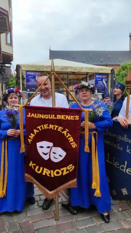 Jaungulbenes tautas nama amatierteātris "Kuriozs"